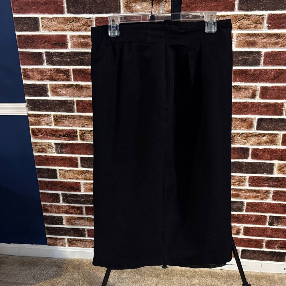 Chic Black Midi Skirt for Women